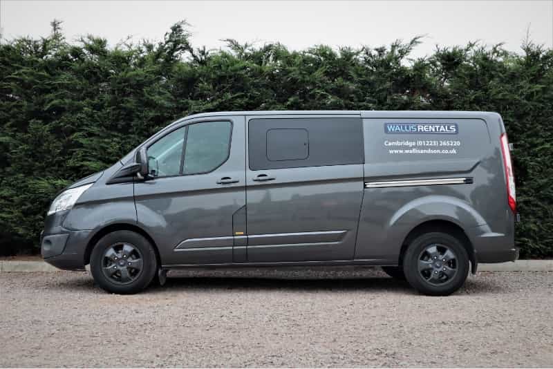 Crew Cab 6 Seater Ford Custom