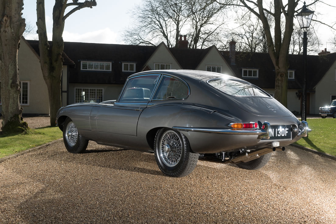 Jaguar E Type