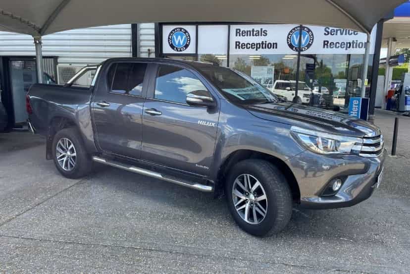 Image of a Pick up Hilux